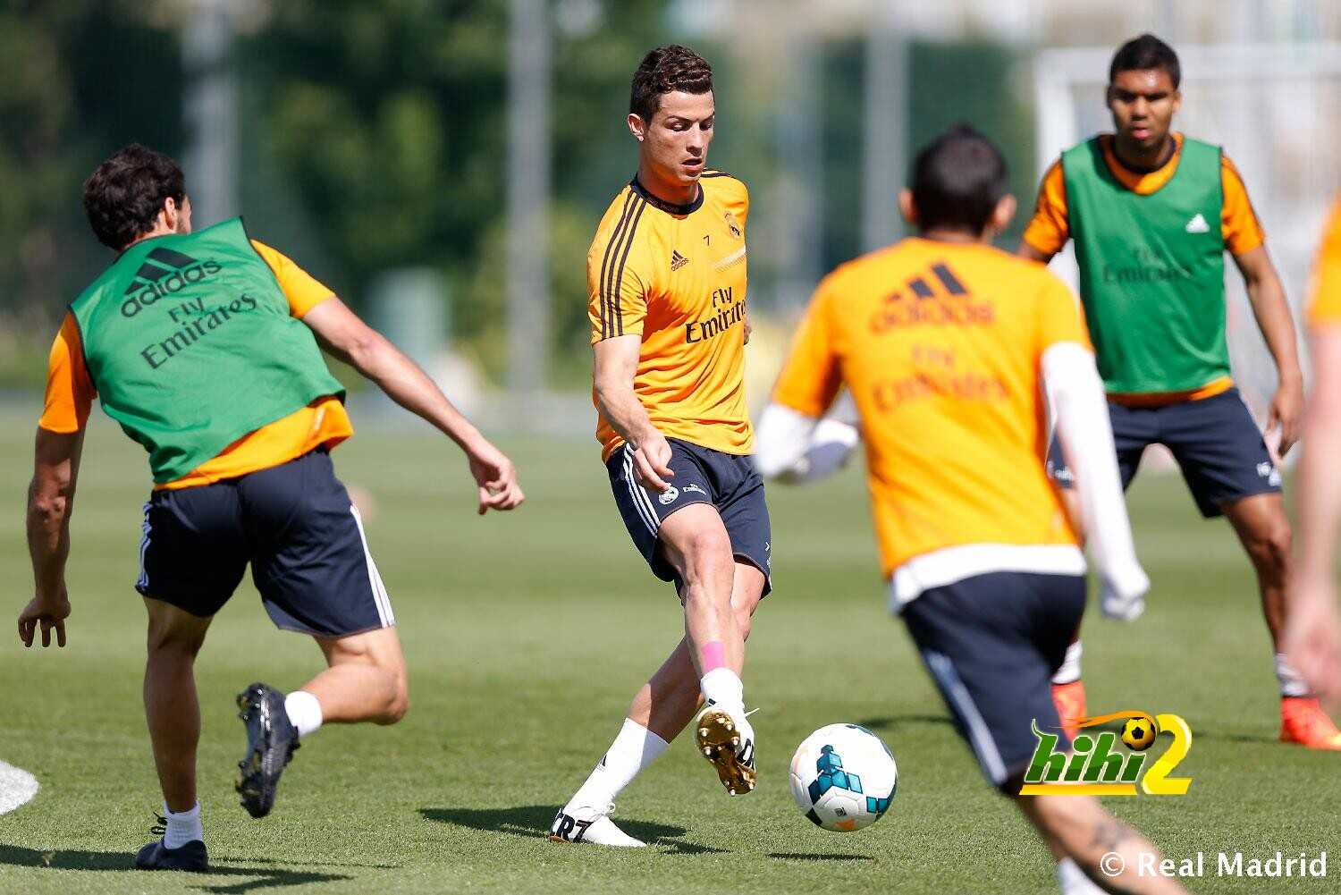 صور تدريبات ريال مدريد لهذا اليوم الخميس 15-5-2014
