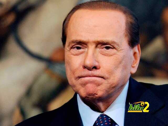 بيرلسكوني : يجب على انزاجي الاستماع الى نصيحتي