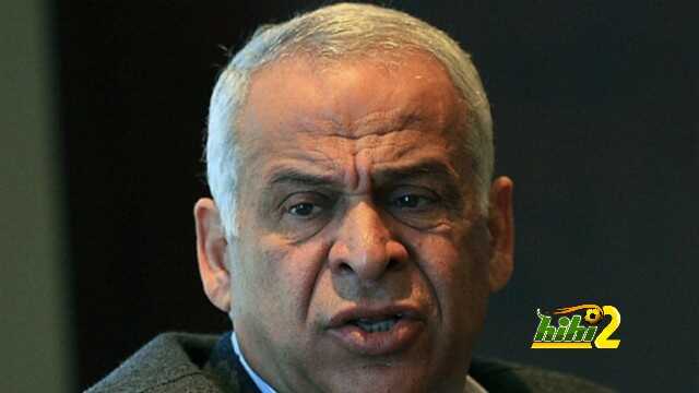 فرج عامر يقترب من شراء نادي انجليزي