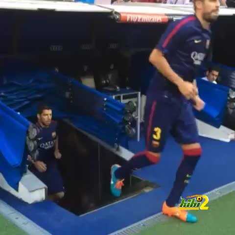 جمهور البيرنابيو يستقبل نجوم برشلونة بصافرات الاستهجان