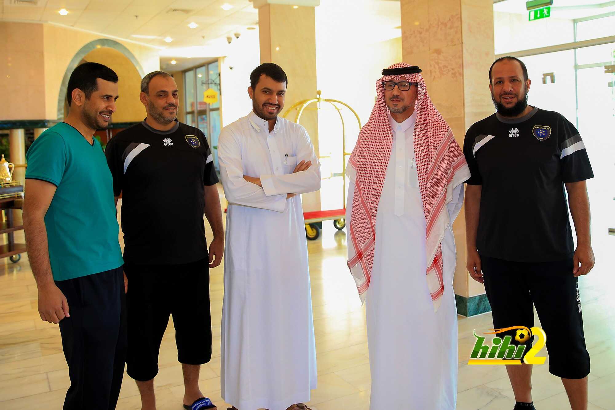 الشيخ سلمان العمري يبدي تفاؤله بمستقبل التعاون
