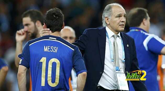 ميسي يفاجيء الجميع بترشيحاته لأفضل مدرب في العالم في 2014