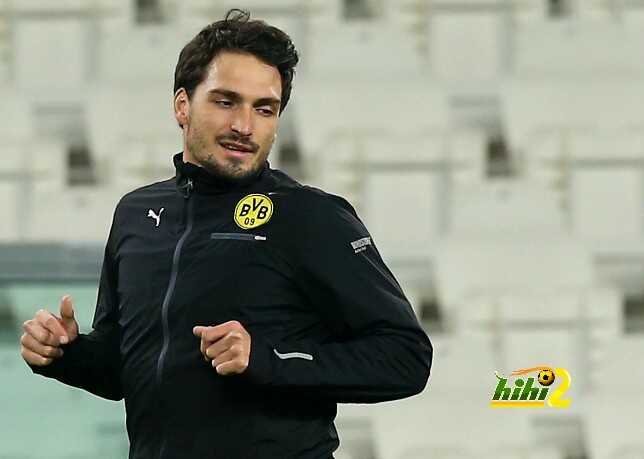 عرض مانشستر يونايتد للتعاقد مع هوميلز