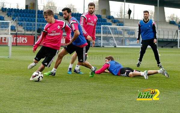 صور : ريال مدريد يعود للتدريبات في غياب الدوليين