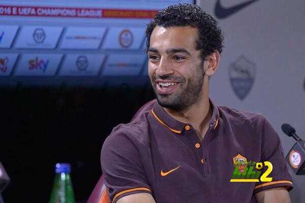محمد صلاح يفتتح التسجيل لروما في شباك فيورنتينا