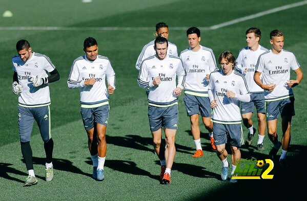صور : ريال مدريد يواصل الاستعداد للكلاسيكو