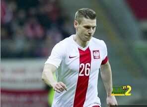 دورتموند يجدد عقد لاعبه