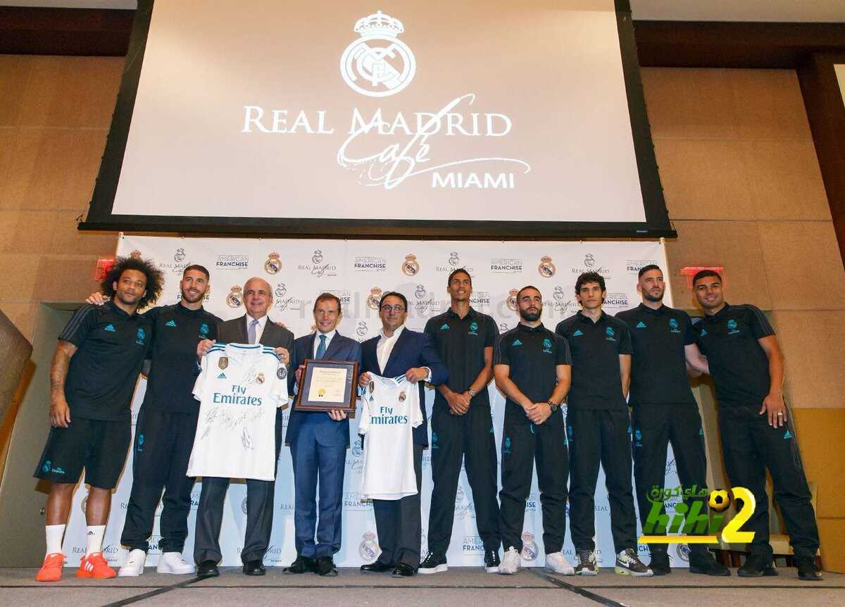 صورة من إفتتاح ريال مدريد لأول فرع كافيه في الولايات المتحدة الأمريكية