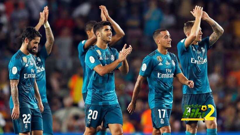 فيديو : شاهد مهارات الساحر إيسكو امام برشلونة