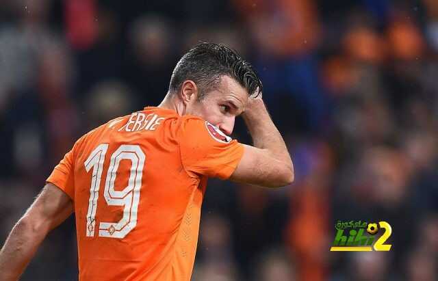 رسميا : فان بيرسي يغادر معسكر المنتخب الهولندي بسبب الاصابة