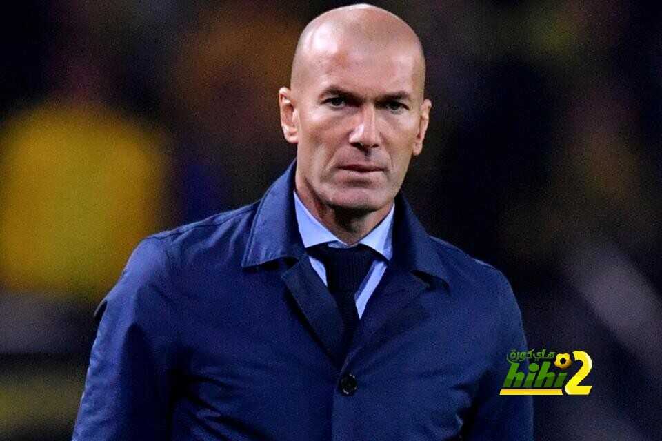 ريال مدريد وبرشلونة يتسابقان على مهاجم شاب