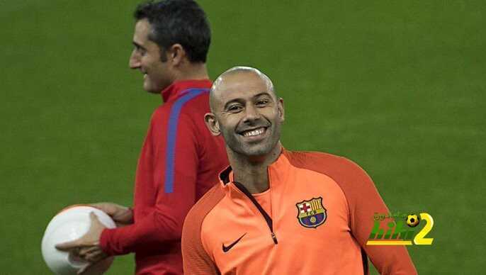 ماسكيرانو يلمح بالرحيل عن برشلونة