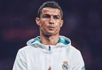 🔴 في أسوء لحظاته يحصد الجوائز .. رونالدو لاعب الريال في شهر ديسمبر