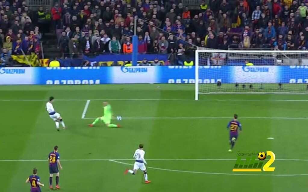 سيلسن ينقذ برشلونة من هدف محقق