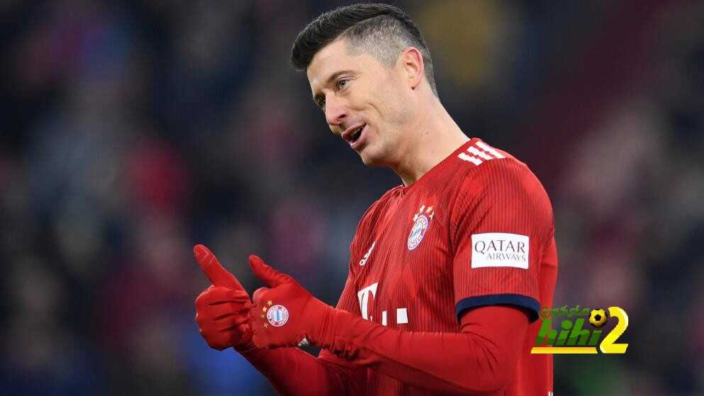 ليفاندوفسكي يطالب بتدعيم البايرن بصفقات سوبر