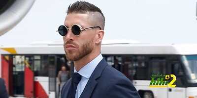 بيريز ولاعبي ريال مدريد يحتفون براموس.. والأخير يعلق