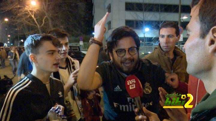 مشجعو ريال مدريد يطالبون بثورة بعد هزيمتي الكلاسيكو