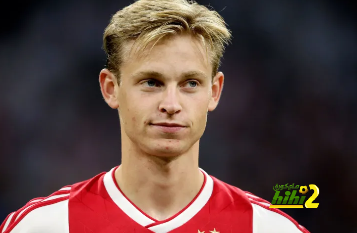 B / R : دي يونج في الطريق ليكون أسطورة لبرشلونة بعد إقصاء الريال واليوفينتوس