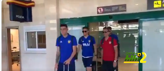 🔴 من وصول لاعبو فالنسيا إلى اشبيلية