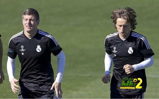 كروس ومودرتش نجحا فيما فشل فيه برشلونة وتوتنهام
