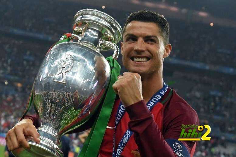 كريستيانو يتوج بلقبه الثاني مع البرتغال