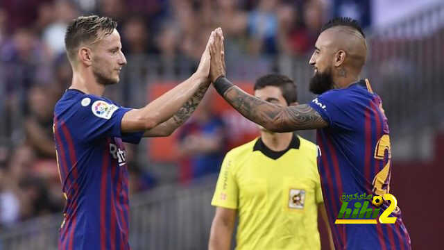 ماركا : برشلونة قد يتخلى عن فيدال و راكتيتش