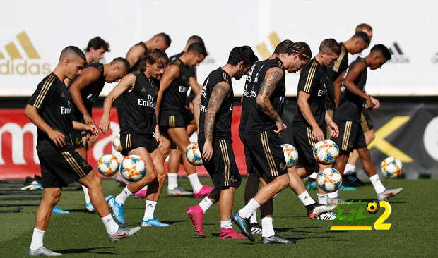فيديو: نجوم ريال مدريد في طريقهم لملعب اليانز أرينا