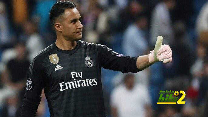 بوتشيتينو يوجه رسالة إعجاب بكيلور نافاس