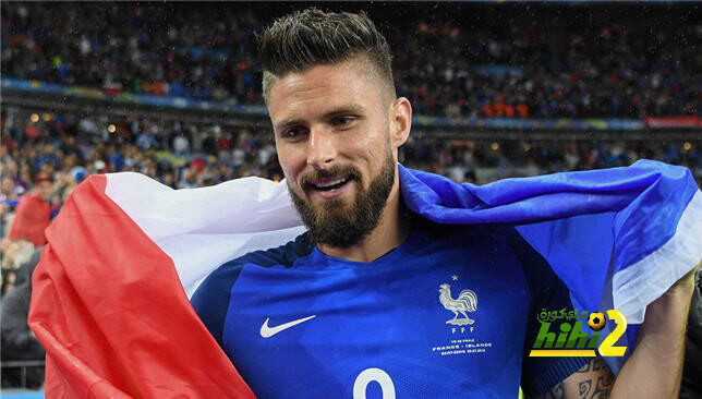 جيرو يواصل التوهج مع منتخب فرنسا