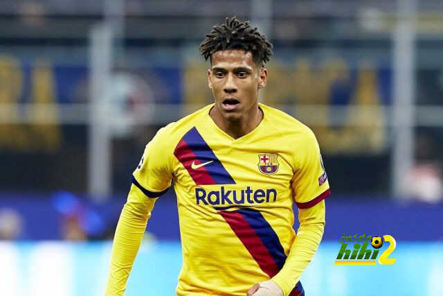 عاجل : مدافع برشلونة يقترب من ميلان