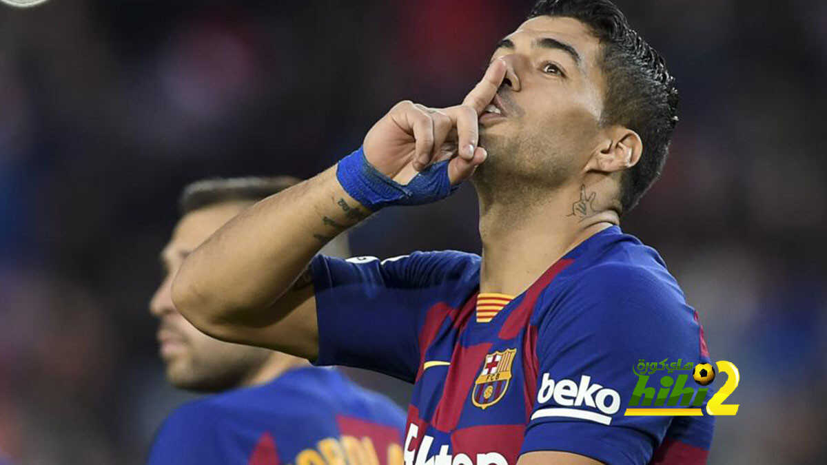 تقارير: برشلونة يفكر في عدم تجديد عقد سواريز