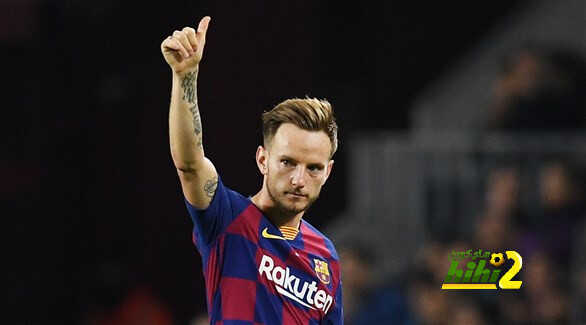 لماذا يضغط برشلونة لبيع راكيتيتش ؟