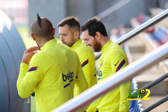 كيف سيعود برشلونة وريال مدريد لكرة القدم ؟