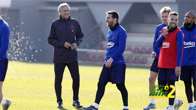 كيف يراقب مسئولي الليجا تدريبات برشلونة وريال مدريد في السر؟