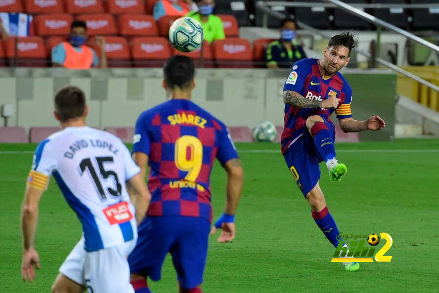 من الأقرب للتأهل …برشلونة أم نابولي ؟