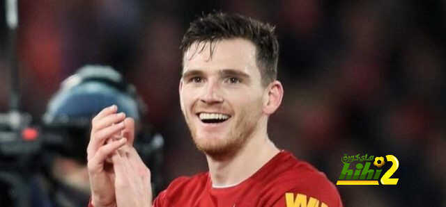روبرتسون يشيد بهدف ألفونسو دافيز في مرمى برشلونة .
