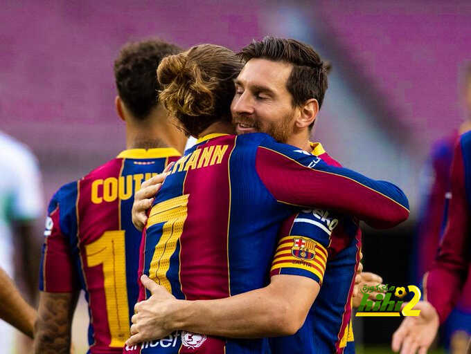 فيديو: برشلونة يتقدم على إليتشي بهدف في الشوط الأول