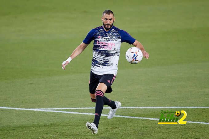 بنزيما …عريس الكلاسيكو