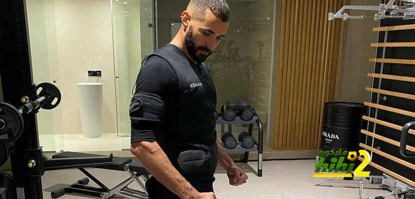 لماذا أقدم بنزيما على هذا التصرف الغريب ؟
