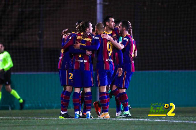 كومان يعلن قائمة برشلونة لمواجهة إلتشي