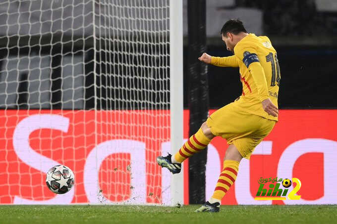 برشلونة يكتسح باريس سان جيرمان في الشوط الأول ولكن دون نتيجة