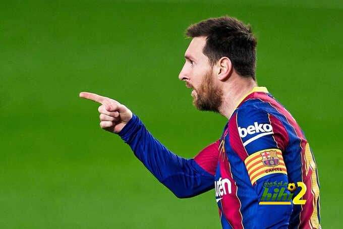 ميسي يبتعد عن سواريز بفارق هدفين