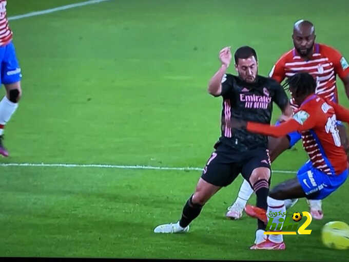 هازارد يشعر بالاضطهاد