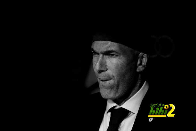 ريال مدريد يتمسك بزيدان لآخر لحظة!
