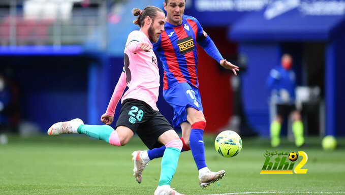 موندو تكشف عن فوضى داخل برشلونة