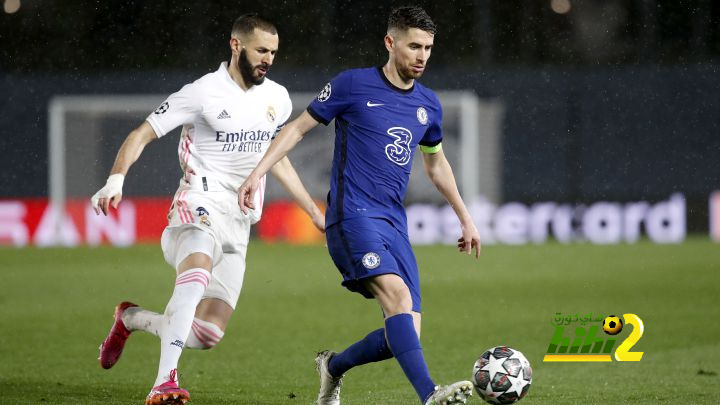 من الفريق الأعلى من ريال مدريد وبرشلونة  في دوري أبطال أوروبا الموسم المقبل ؟