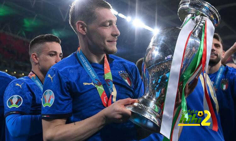 خطة ميلان للتعاقد مع بيلوتي