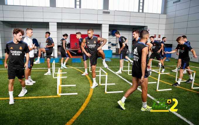 ريال مدريد يخوض تدريبات بدنية شاقة