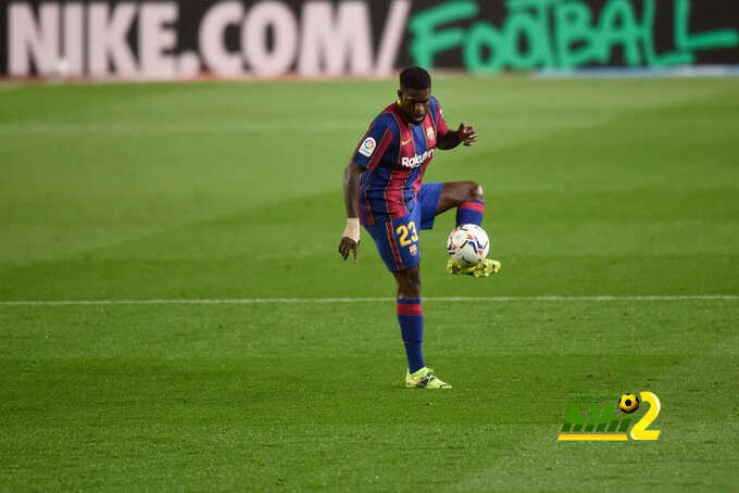 أومتيتي لا ينوي تخفيض راتبه في برشلونة