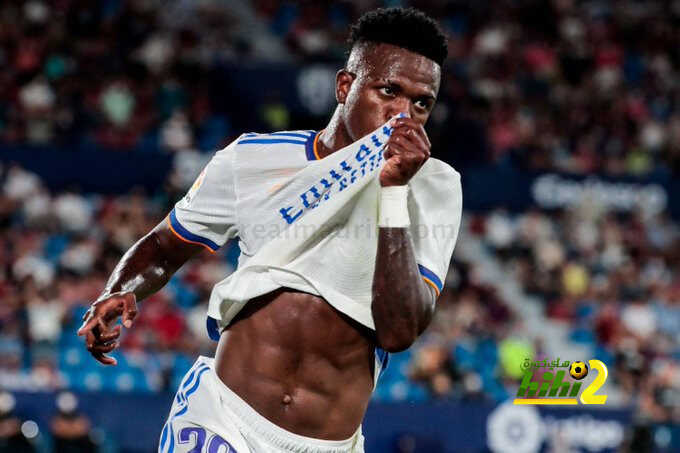 تيباس يواصل تدمير ريال مدريد في صورة فينسيوس!